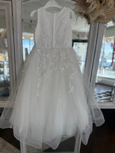 Z25002 PRINCESS DALIANA FLOWER GIRL/COMMUNION DRESS SIZE 6 & 7