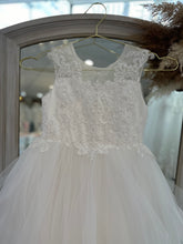 Z24290 PRINCESS DALIANA FLOWER GIRL/COMMUNION DRESS SIZE 6