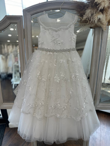 Z24335 Princess Daliana Communion/Flower Girls Dress SIZE 7